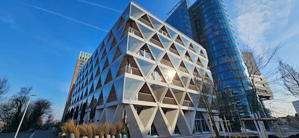 Access control – secure yet flexible