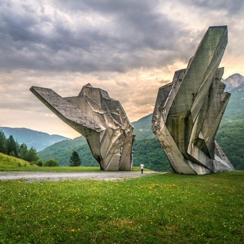 The Spomenik Featured