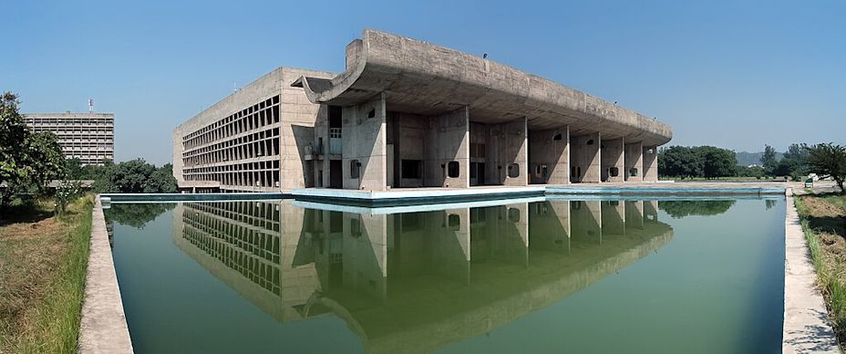 1024px-Palace_of_Assembly_Chandigarh_2006.jpg