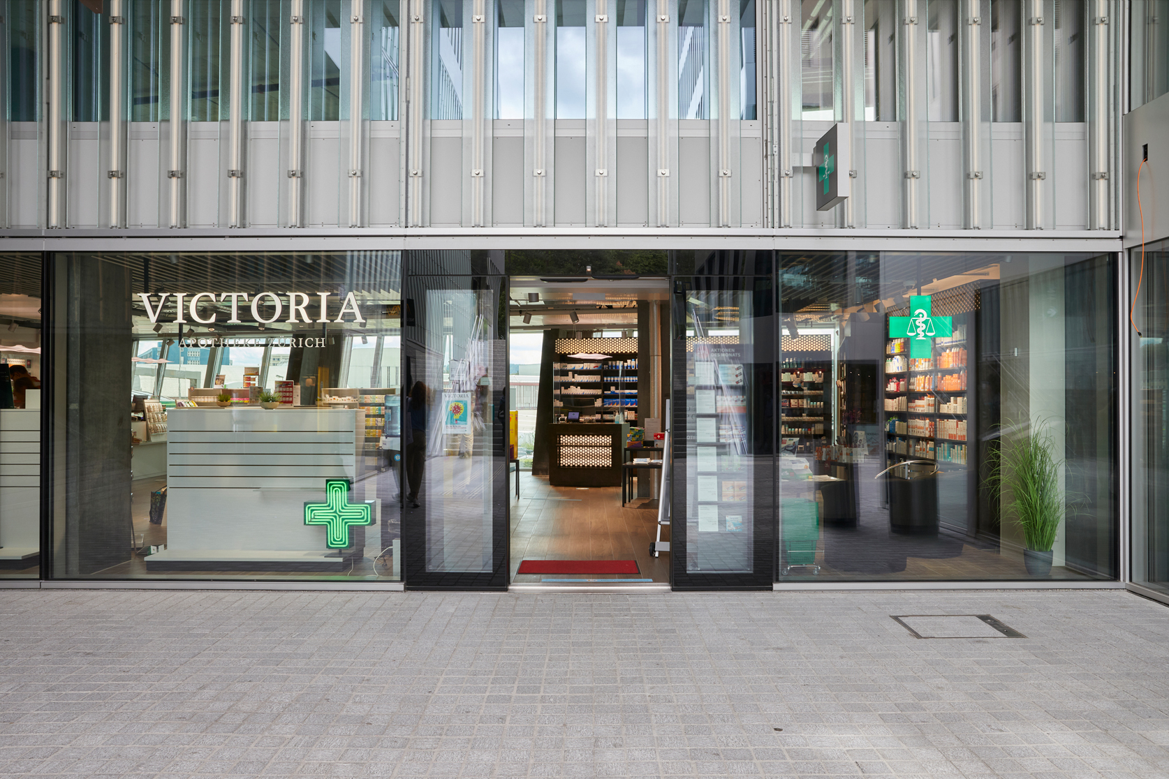 Reference TheCircle 09