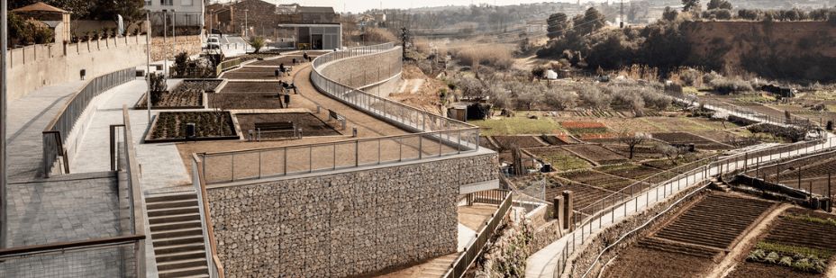 Blog_InPost_Picture_transforming-urban-landscapes-the-potential-of-parking-facilities_3_gem.png