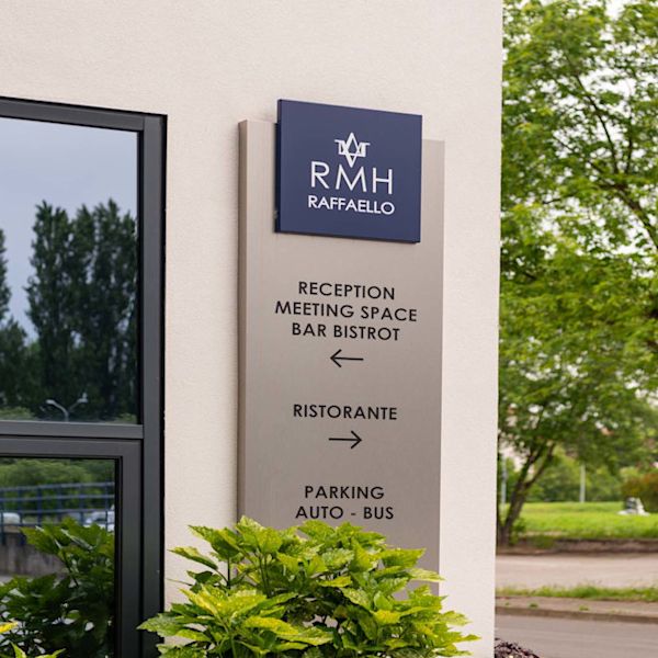 Sale riunioni sicure, comode e flessibili per un hotel meeting e residence all’avanguardia