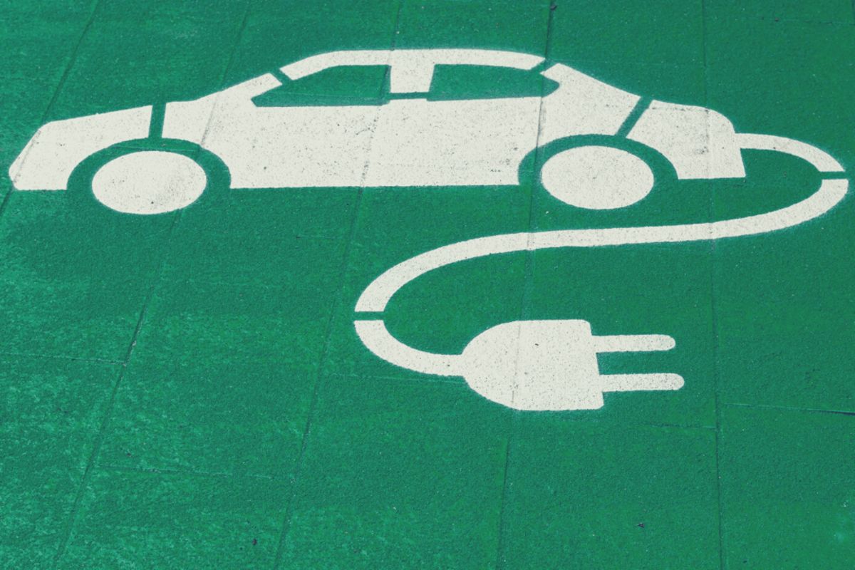 Blog_FeaturedImage_the-reimagined-cityscape-how-electric-vehicles-are-transforming-urban-design.png