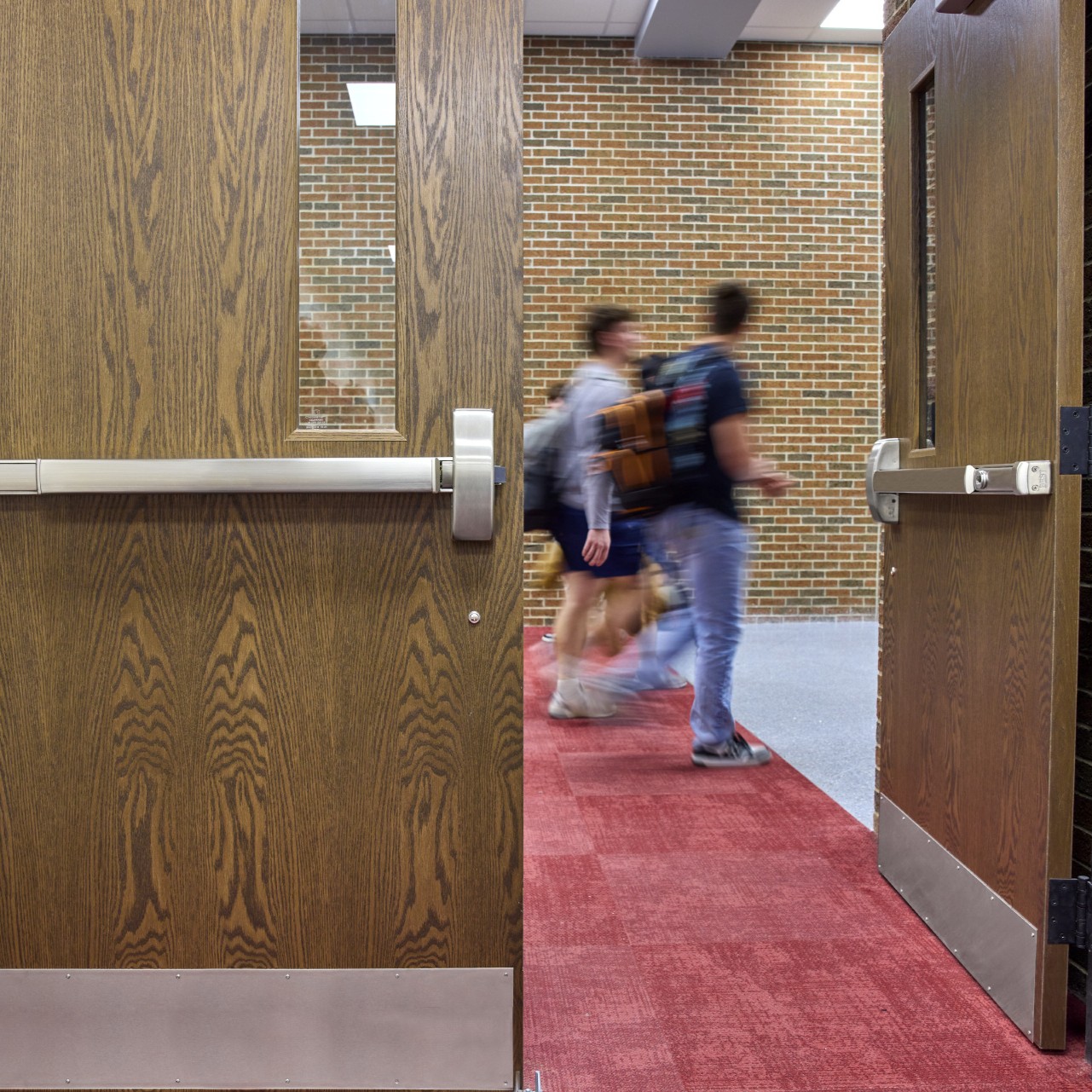 4Gallery DoubleDoors BESTPrecisionExit1 Students 1x1 web