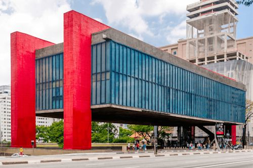 Blog_FeaturedImage_trailblazing-women-architects-lina-bo-bardi.png