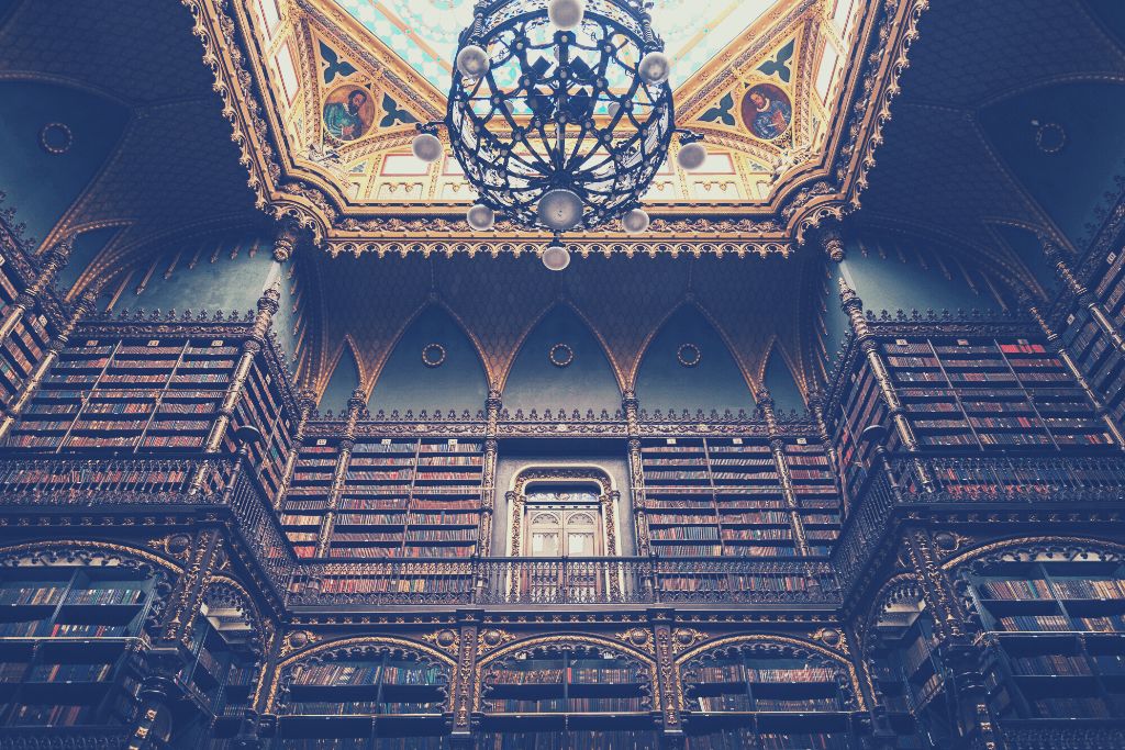 Blog_FeaturedImage_these-7-libraries-look-straight-out-of-a-fairytale.png