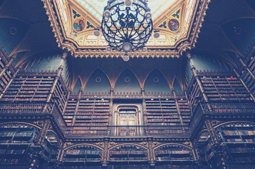 Blog_FeaturedImage_these-7-libraries-look-straight-out-of-a-fairytale.png