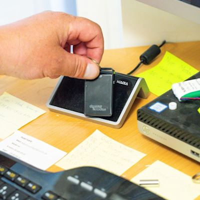 Installation card coding