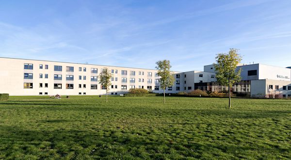 VAMED relies on dormakaba to maintain its door and gate systems