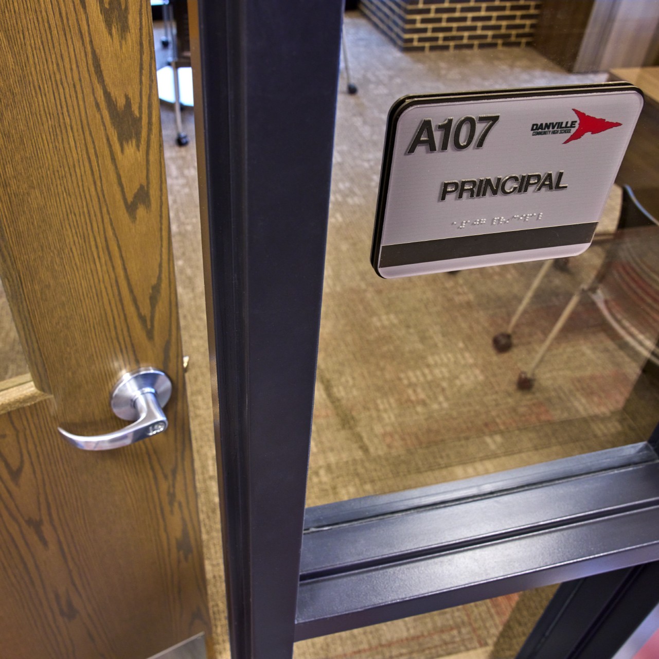 3Gallery PrincipalsOffice Door 1x1 web