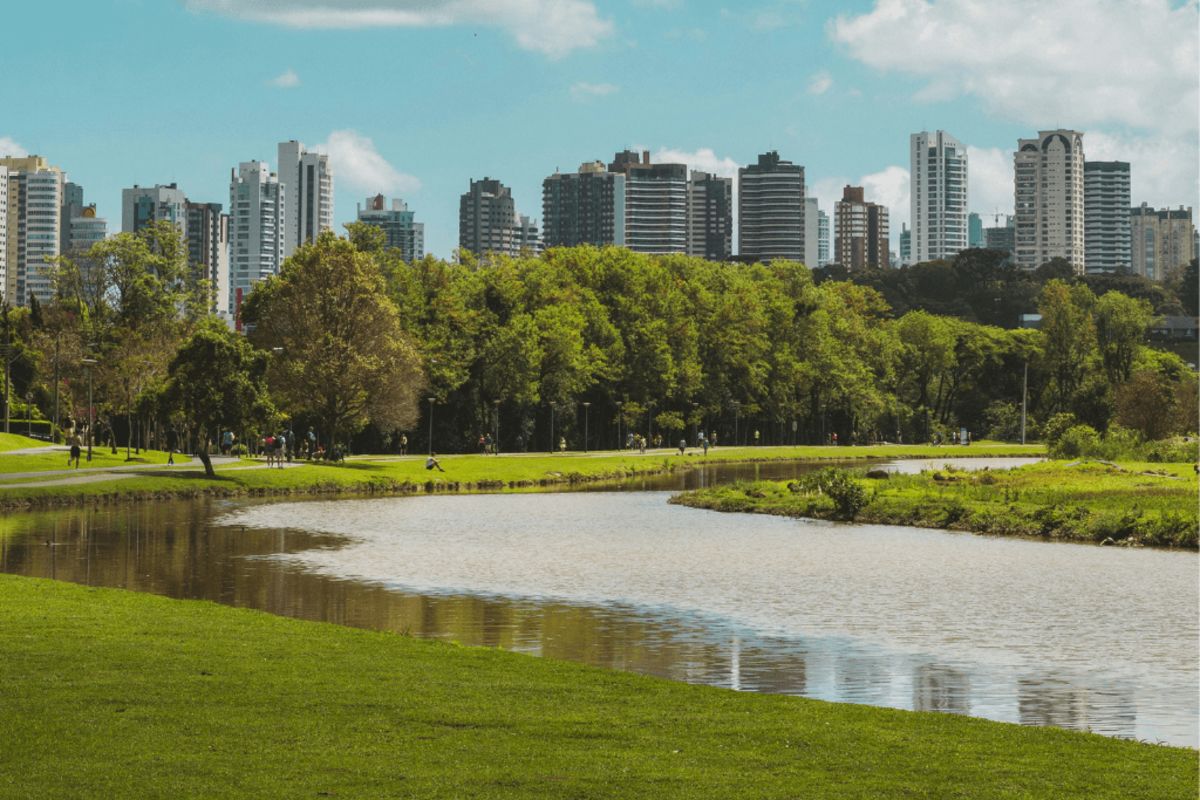 Blog_FeaturedImage_from-wasteland-to-wonderland-green-spaces-transformation-of-curitiba-brazil.png