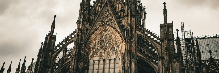 The Buttress in-post 1