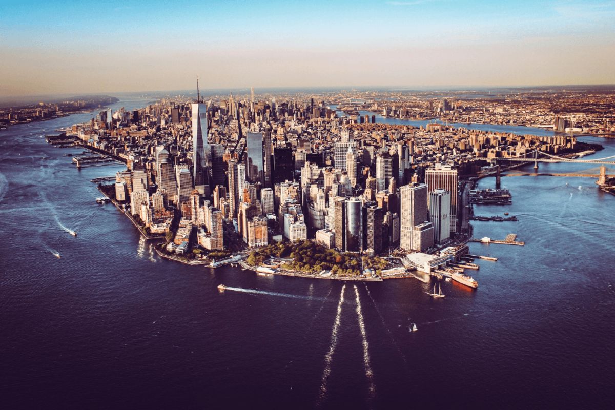 Blog_FeaturedImage_burden-of-buildings-how-new-york-is-sinking-under-its-own-weight.png