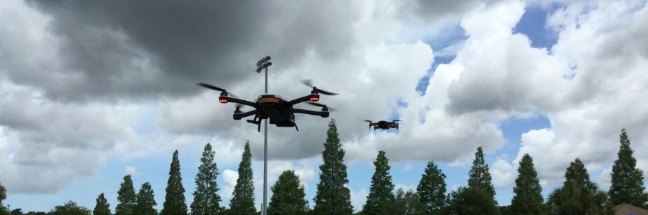 Roboter und Drohnen InPost 1