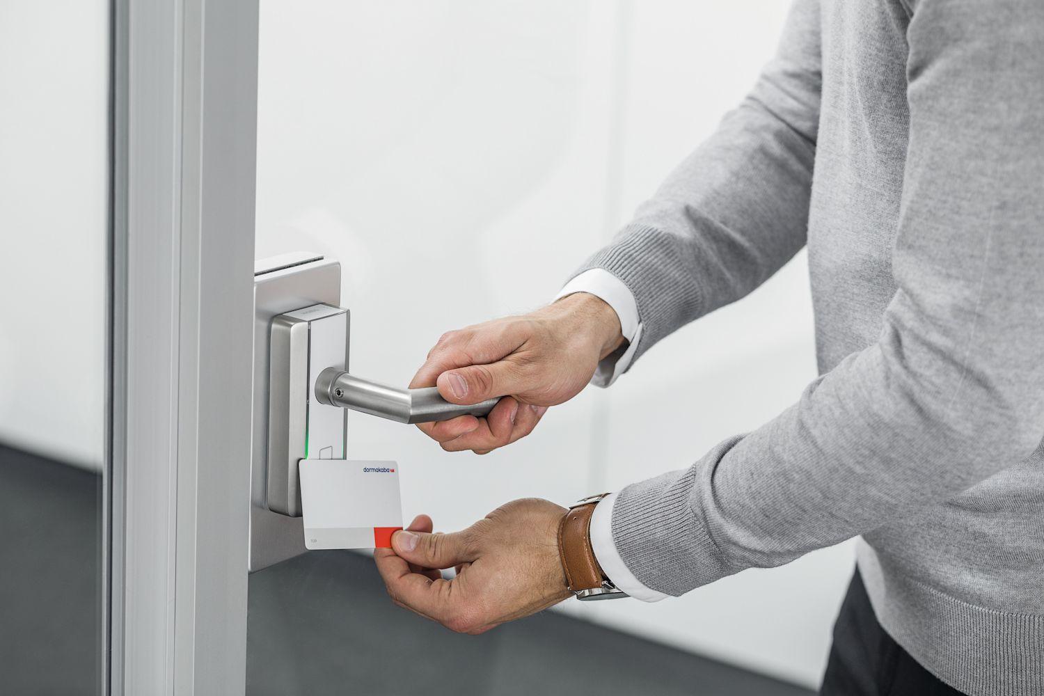 Electronic door locks