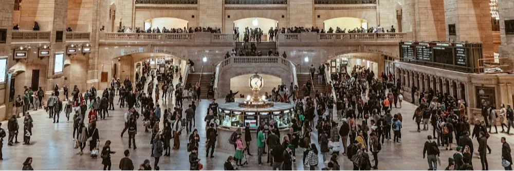 Architectonische evolutie en veranderende rol van treinstations 