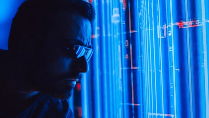 How Security Professionals Can Stand Out in a Narrower Market