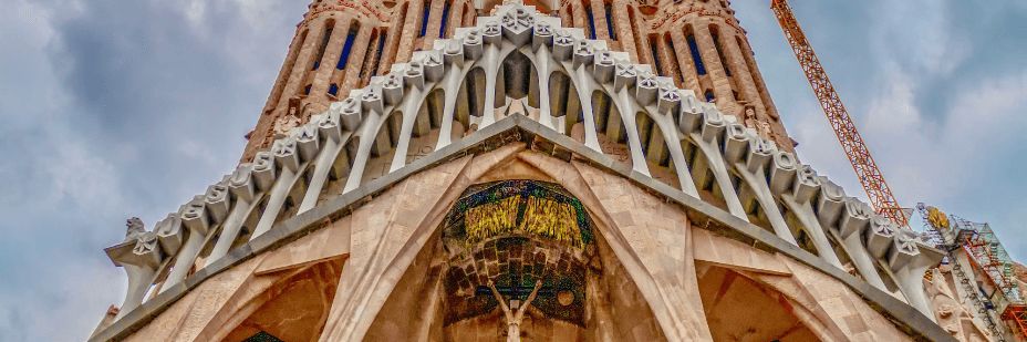 Blog_InPost-Picture_will-gaudis-sagrada-familia-finally-be-completed-in-2026_2.png