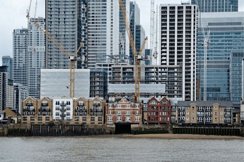 Blog_FeaturedImage_cultural-and-political-gentrification-how-urban-spaces-can-survive-to-it.png