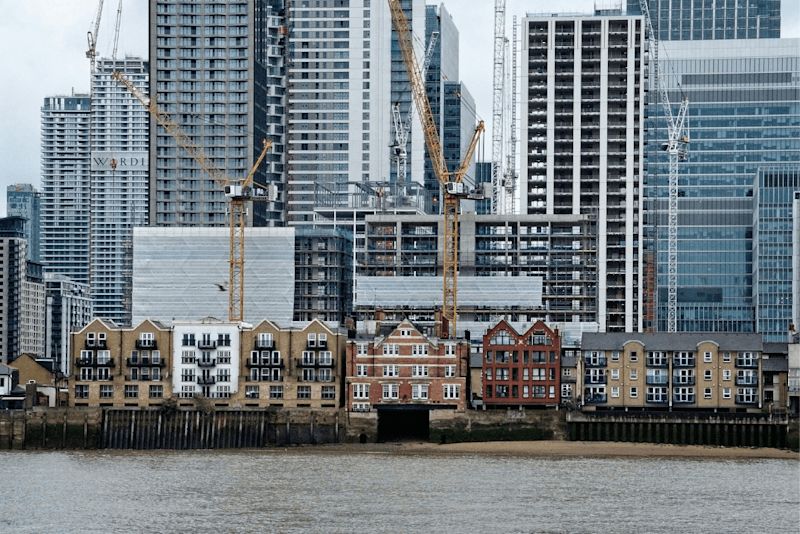 Blog_FeaturedImage_cultural-and-political-gentrification-how-urban-spaces-can-survive-to-it.png