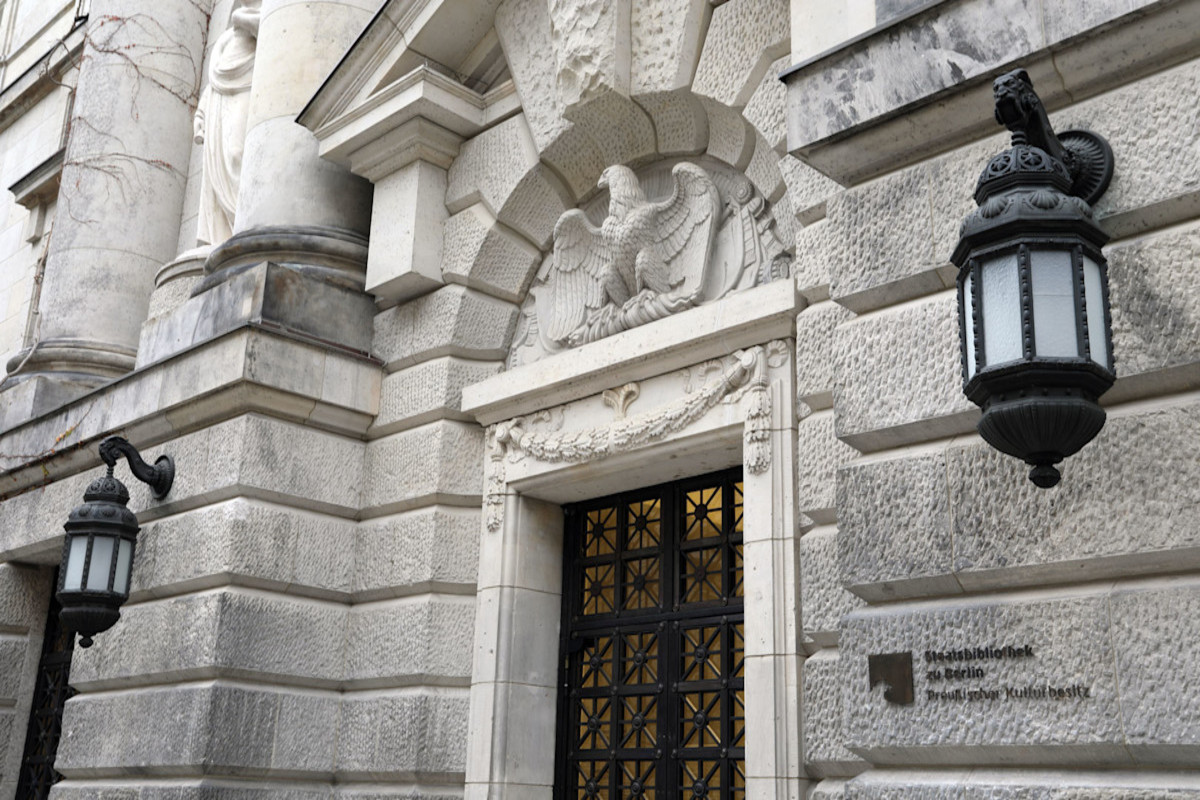 Denkmalschutz und historische Werte der Stabi Berlin bewahren. Sicherheitsstandards von heute erfüllen.