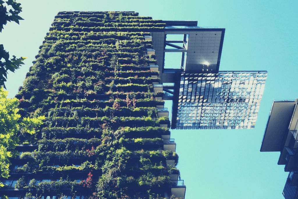 Blog_FeaturedImage_6-most-iconic-green-buildings-from-6-continents.png