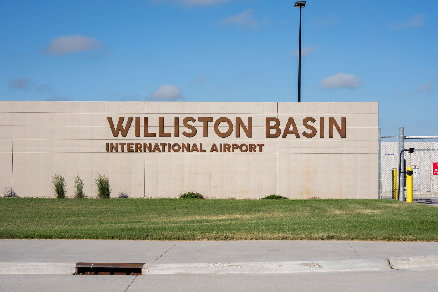 WillistonBasinAirport-WyattEll FullRes-4
