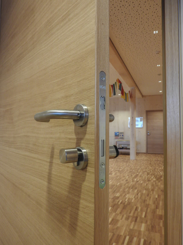 Digital solutions for patient rooms