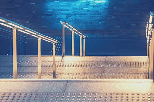 Blog_FeaturedImage_8-examples-of-accessible-spaces-for-the-visually-impaired.png