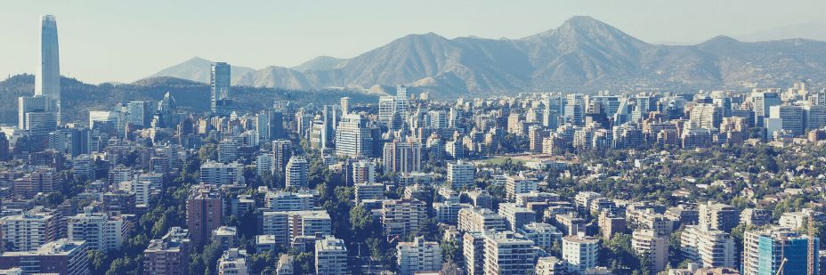 Blog_InPost-Picture_these-5-latin-american-cities-are-embracing-a-smart-future_santiago.png