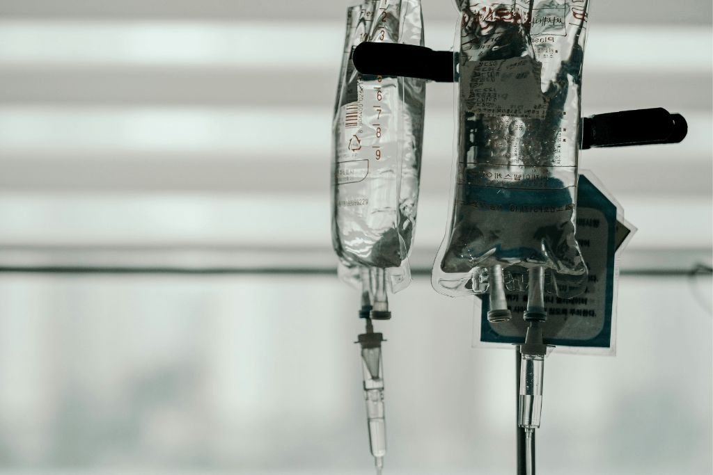 Blog_FeaturedImage_how-to-implement-a-successful-physical-security-model-in-hospital-supply-chains-1.png