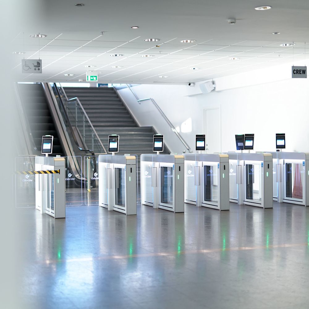 Color Line improves passenger flows with an e-gate system from dormakaba