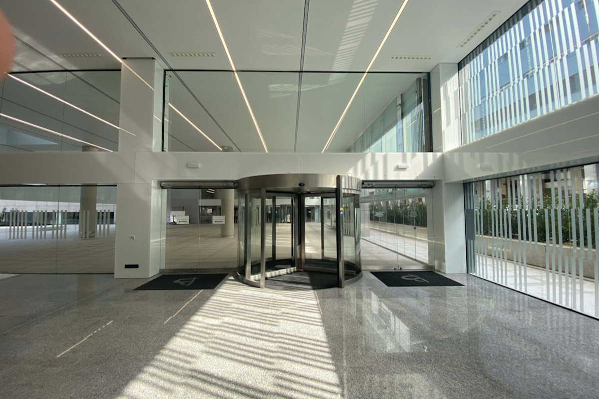 Soluciones de acceso para edificio con múltiples inquilinos