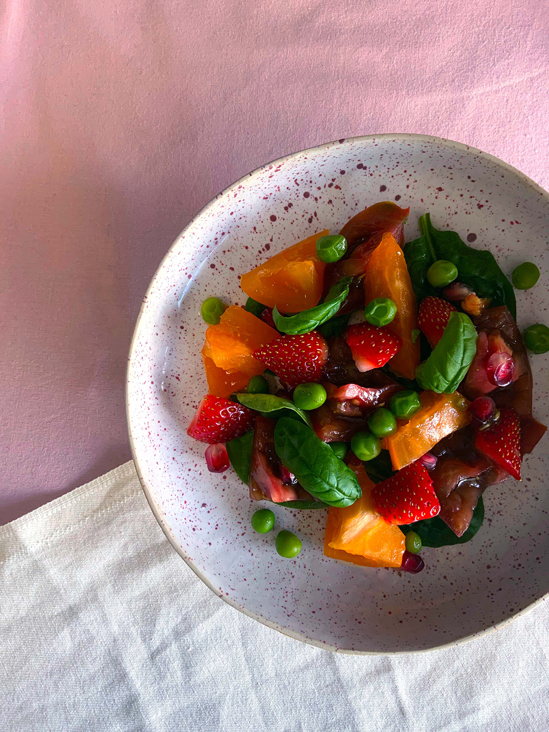 recette-salade-estivale-fraise-petit-pois