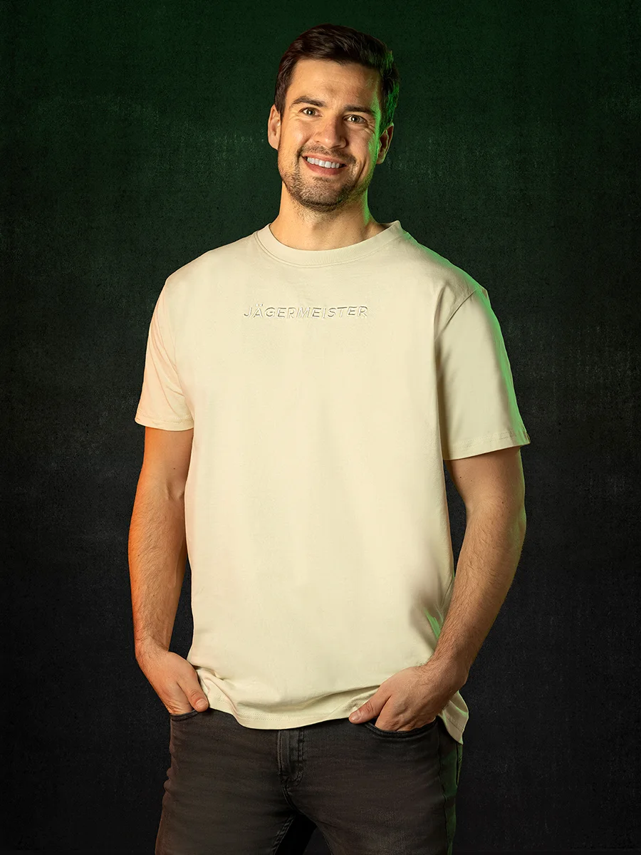 Jägermeister T-Shirt creme mit Schriftzug "Jägermeister"