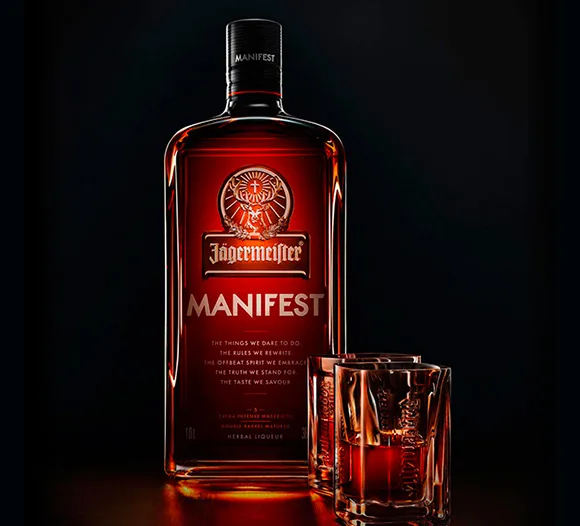 Manifest Flasche mit Glas