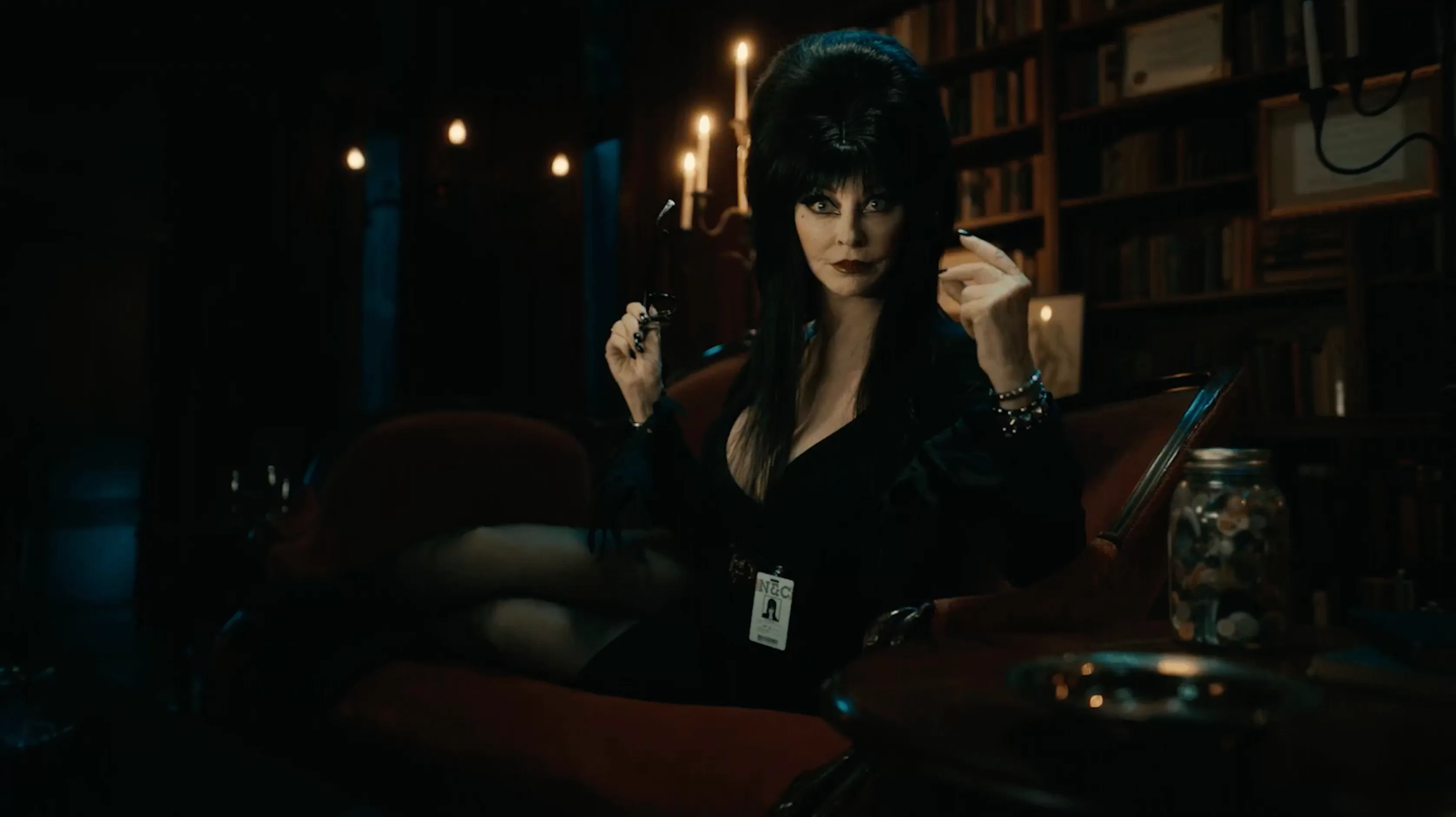 Elvira hero