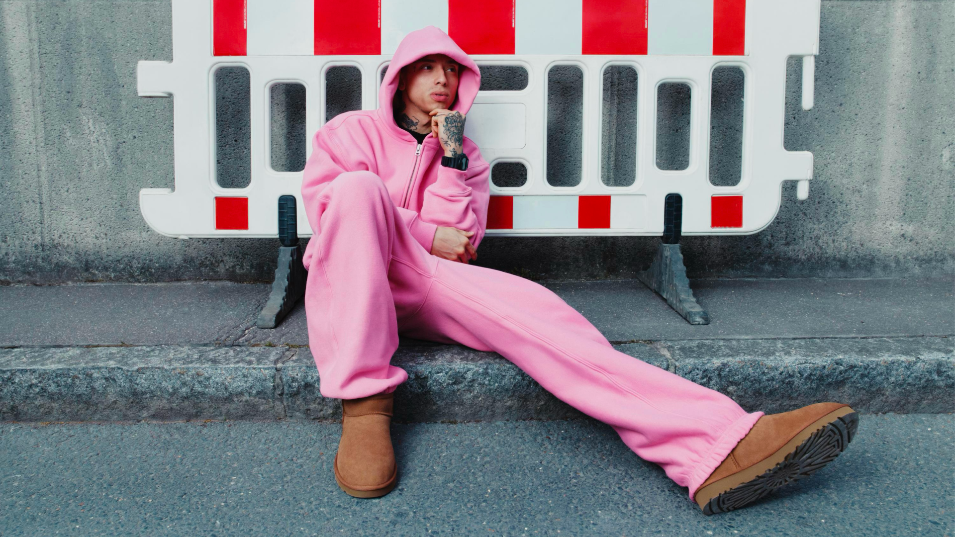 UGG Brand-Carousel 1.1