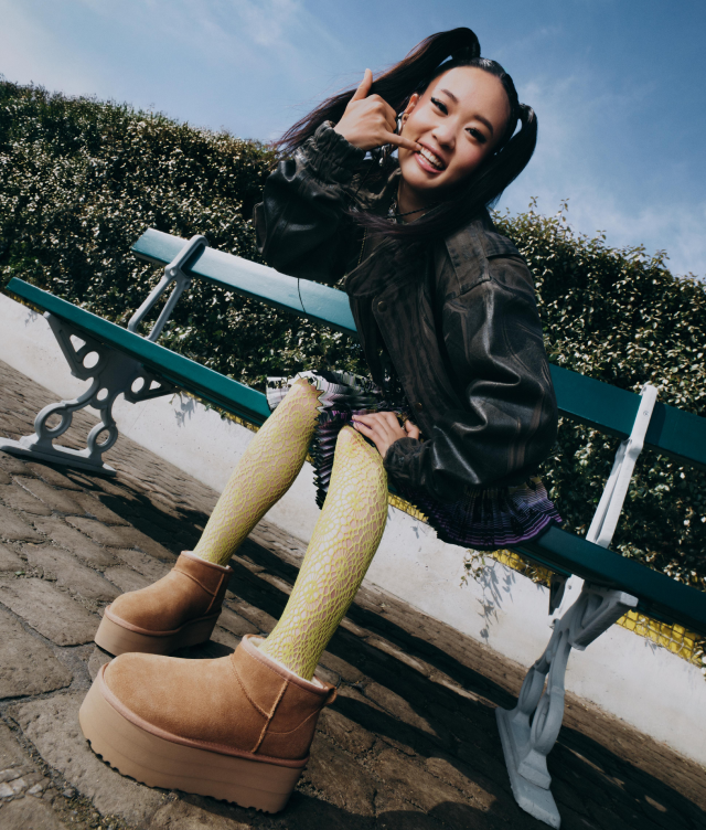 UGG Brand-Vertical 2