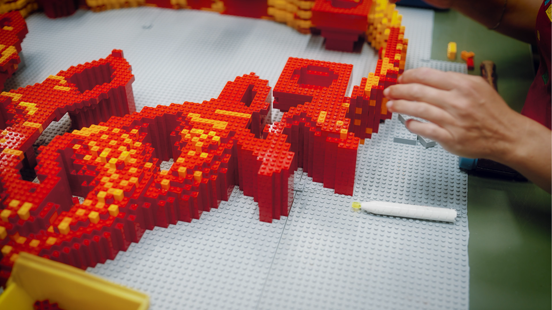 Nike x Lego film 1 thumb