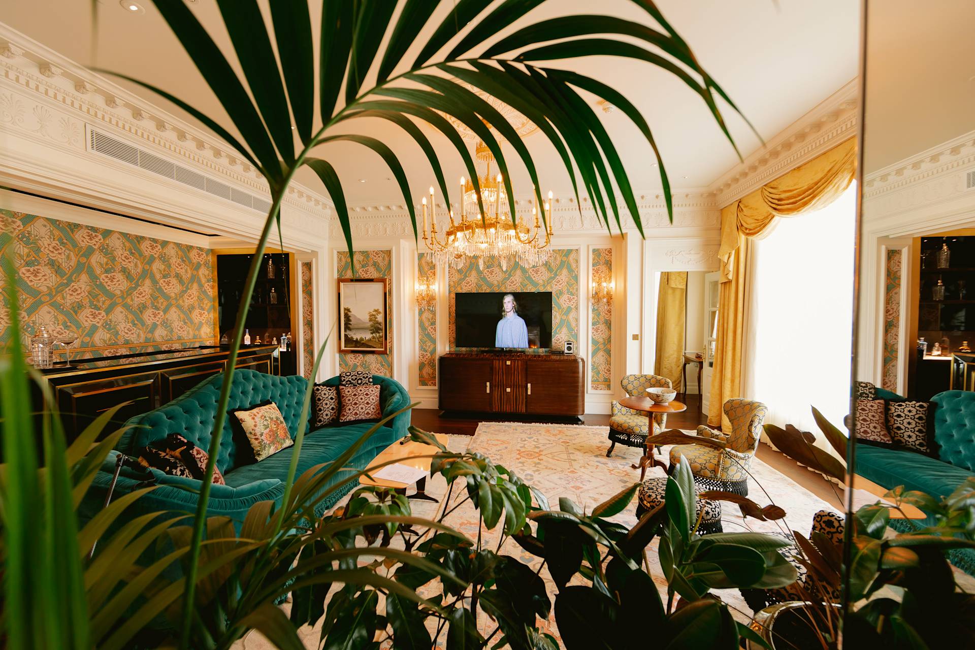 The Regeneration Suite - Room