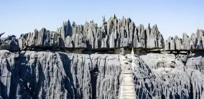 tsingy-rotsformatie-madagaskar-groepsreis programma 410x200