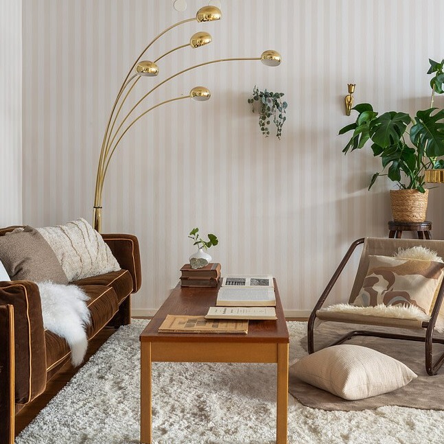 Murriga höstfärger är populärt - tänk retro! Denna lägenhet är stylad av företaget Mother Interior. 