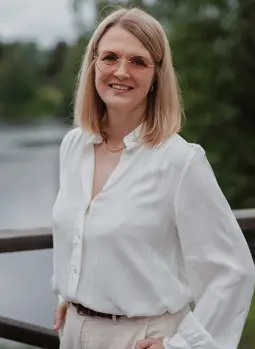 Mäklare Åsa Trollåker