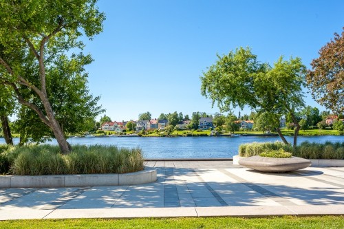 Vy över Umeåälven från Strandpromenaden