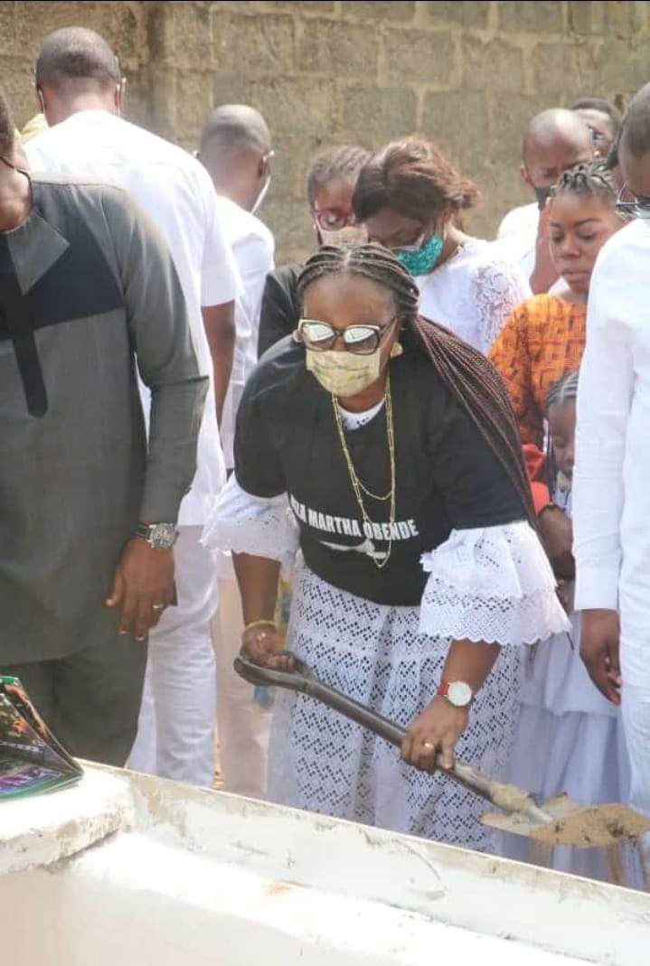Aunty Oremeyi at the grave