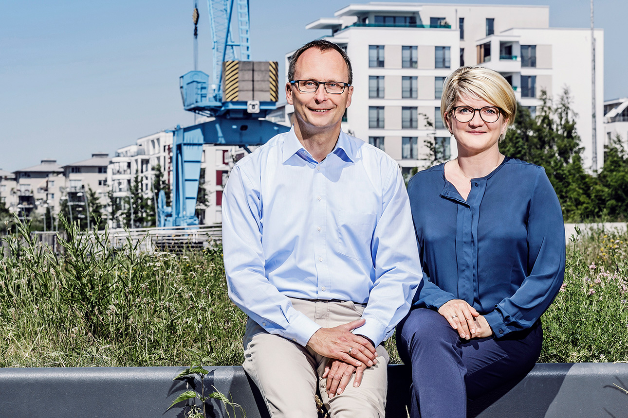 Kundenbetreuer Thomas Rieger & Bauingenieurin Silke Baack