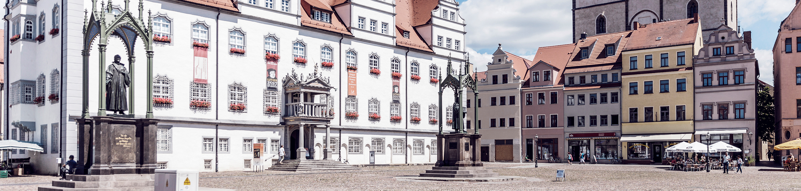 Marktplatz und historisches Rathaus von Wittenberg