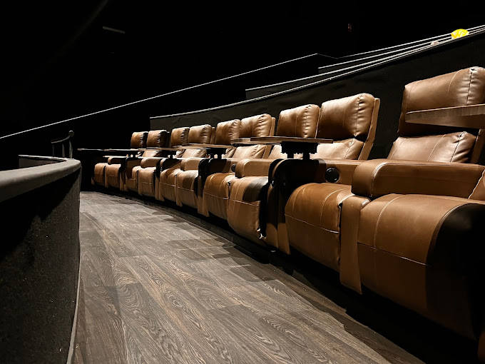 Cinesa Luxe Barnasud Gavà