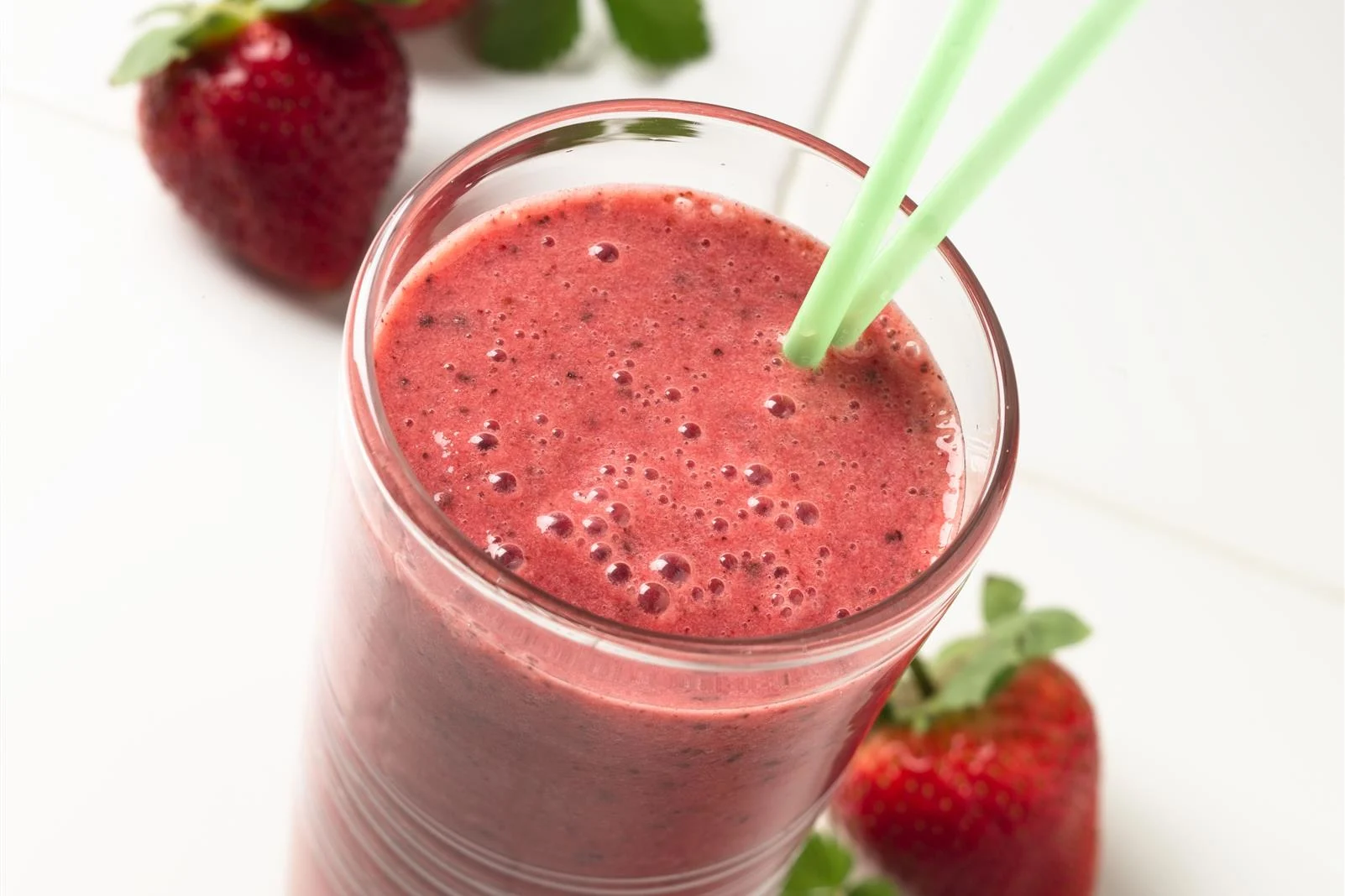 Smoothie aux fruits rouges et au chocolat